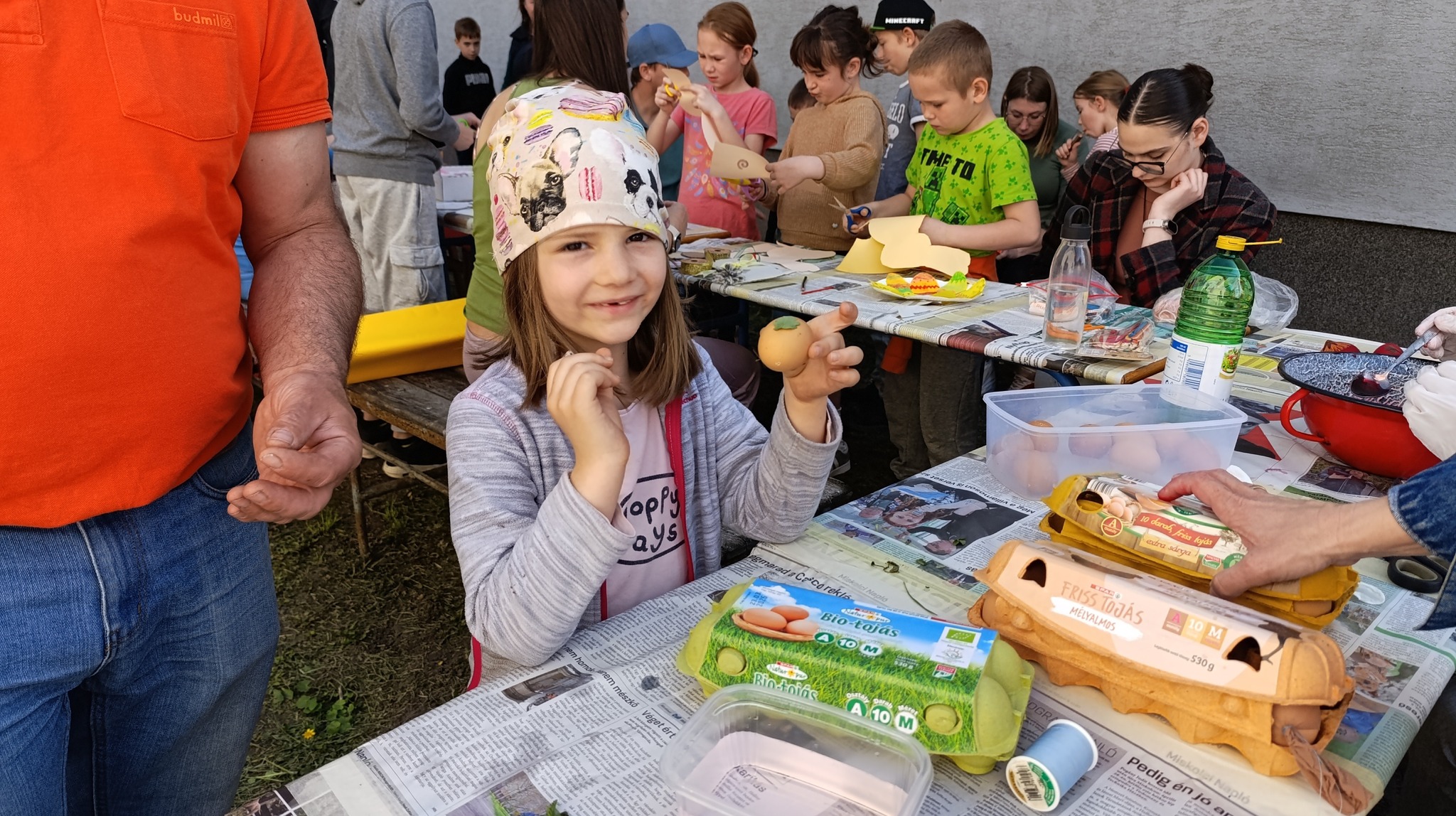 Húsvéti tojásfestés